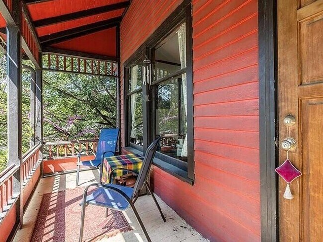 Foto del edificio - 101 Linn St