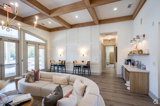 Casa club - Richland Falls