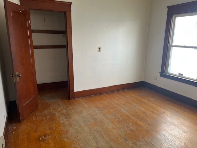 Foto del edificio - 1619 4th St S