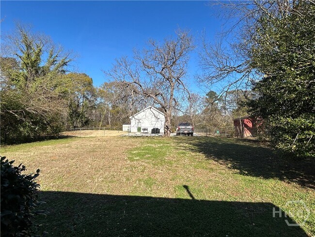 Foto del edificio - 190 Northcrest Dr