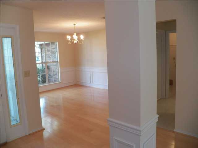 Building Photo - 4591 Scarlet Dr