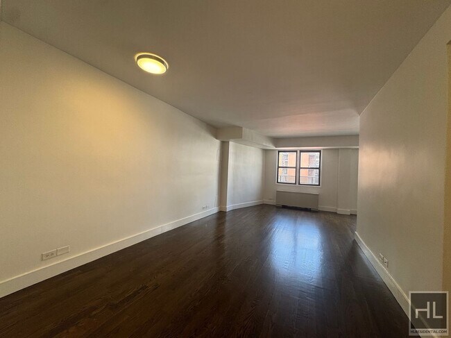 Foto del edificio - EAST 63 STREET