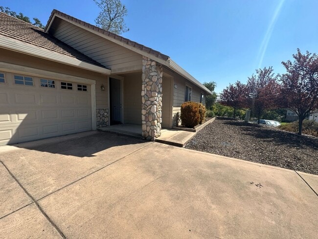 Foto del edificio - STUNNING!!!  Gorgeous Home In Connor Estates