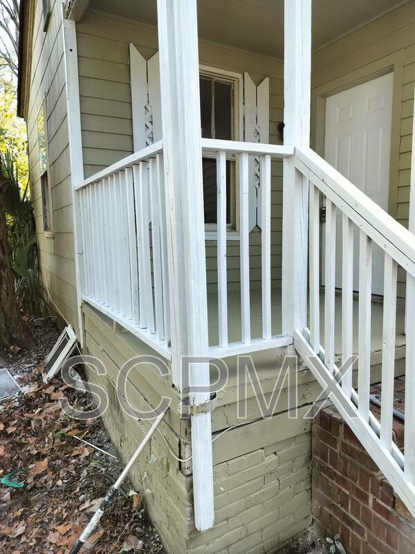 Foto del edificio - 2653 Lawrence Ave