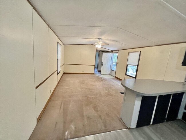 Foto del edificio - Coming Soon! Moble Home 5 minutes to Beach and UNCW, College Rd shopping, Central Wilmington, Wri...