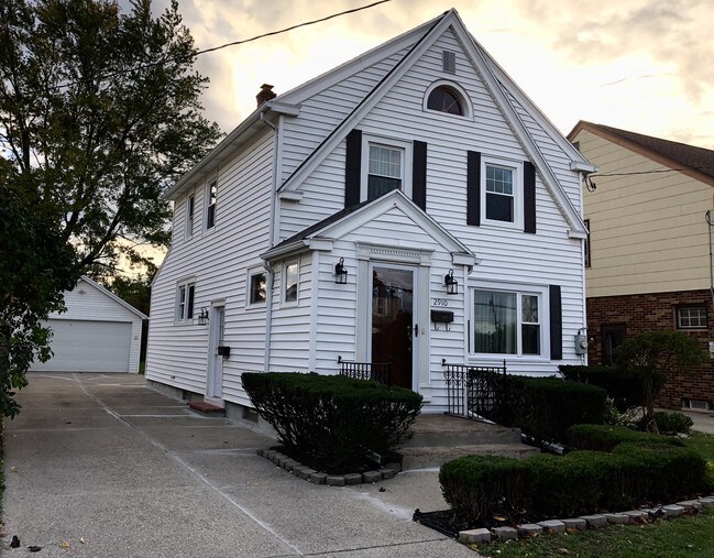 2910 Eggert Rd, Tonawanda, NY 14150 House Rental in Tonawanda, NY