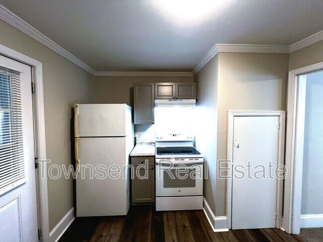 Foto del edificio - 217 N Virginia Ave