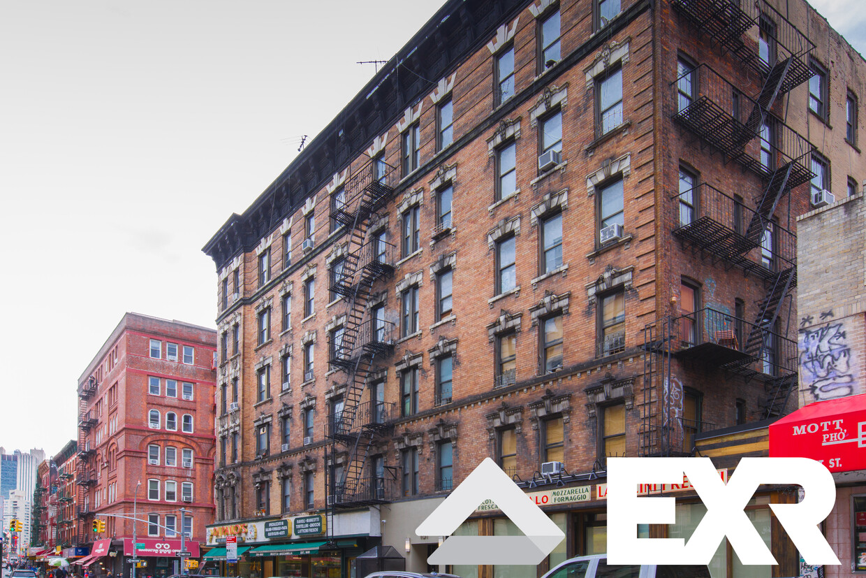 Foto del edificio - 151 Mott St