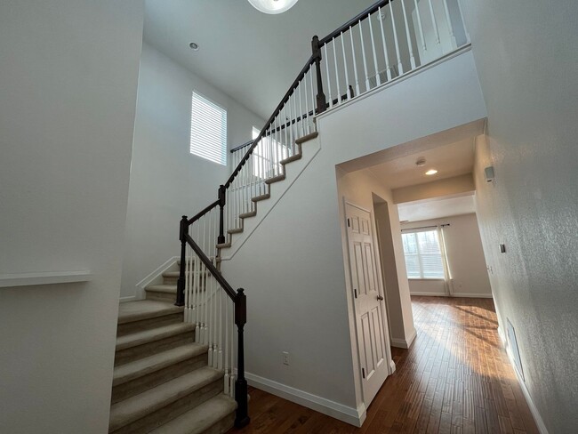 Foto del edificio - Fantastic Newer Home in South Fort Collins