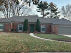 Foto principal - 3213 Stoneybrook Dr