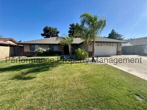 Building Photo - 7501 Lucille Ave