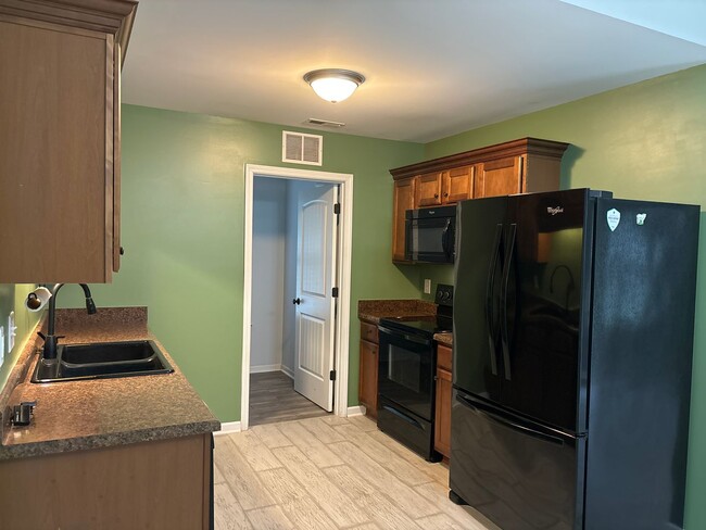 Building Photo - 117 Carolina Forest Drive, Goldsboro, NC 2...