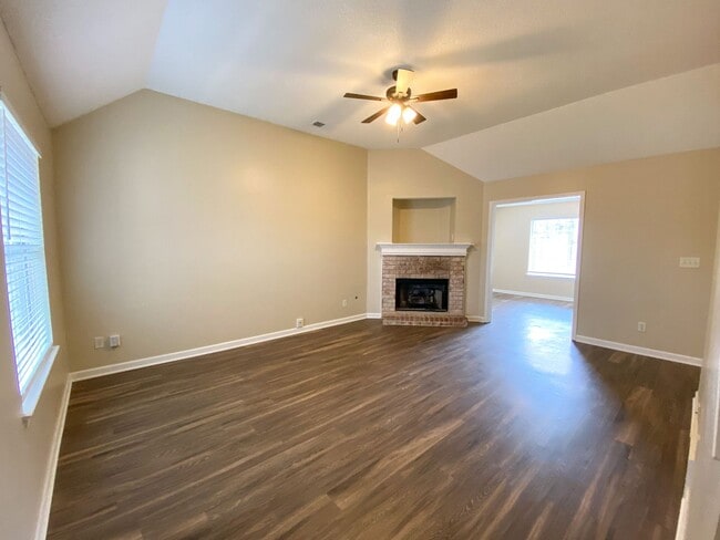 Building Photo - 2797 Java Dr