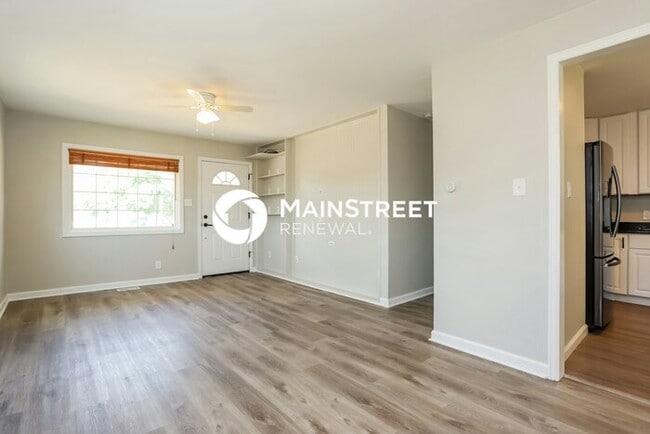Foto del edificio - 3 Bedroom Pet-Friendly Home in THORNTON, CO with Main Street Renewal