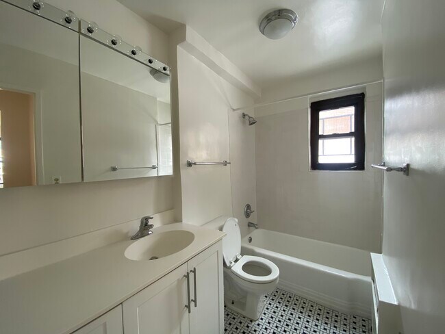 Foto del edificio - 24 E 36th St