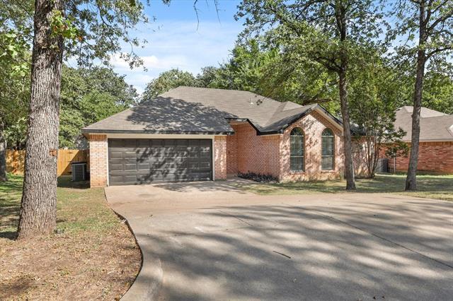 Foto principal - 413 Meadow Crest Dr