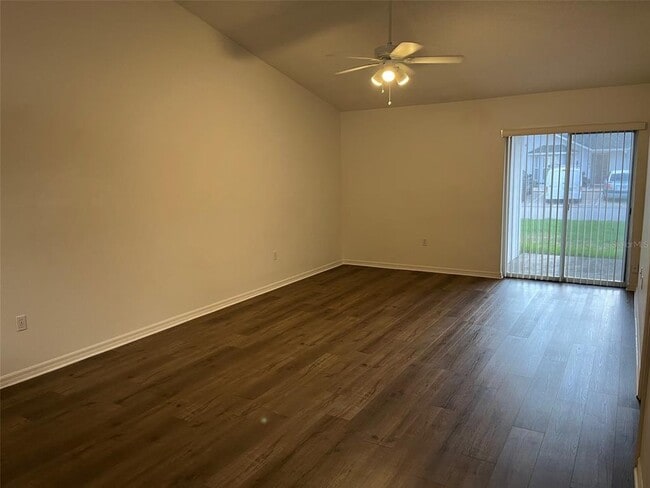 Building Photo - 1177 Jade E Ln