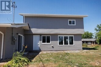 Building Photo - 26-26 Stoney Creek Rd