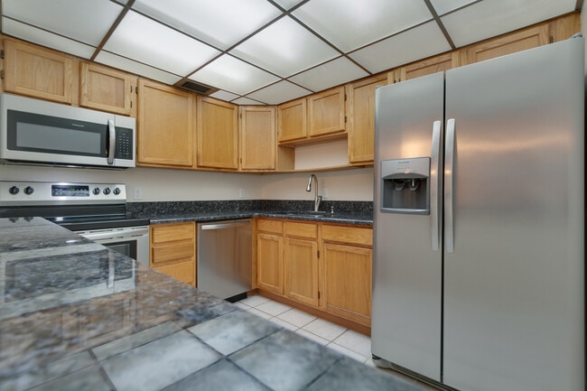 Building Photo - 2700 N Hwy A1A