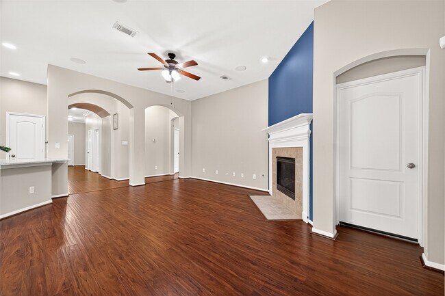 Building Photo - 16107 Hitching Post Ct