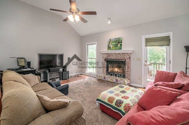 Building Photo - 4446 Pratt Ln