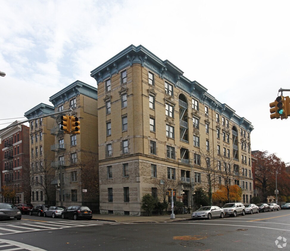 475 Washington Ave, Brooklyn, NY 11238 Apartments Brooklyn, NY