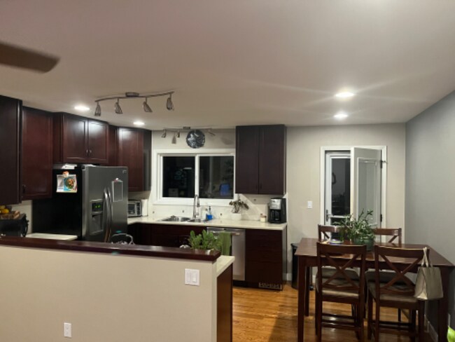 Foto del edificio - 1546 Maple St