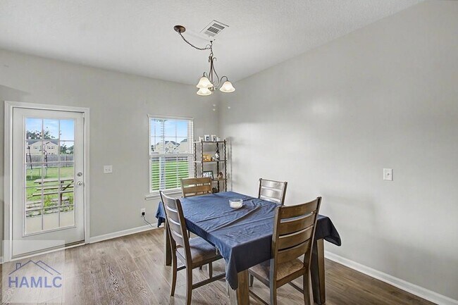 Building Photo - 88 Whippoorwill Wy NE