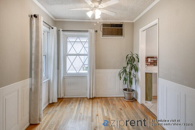 Foto del edificio - 8616 Meadow Rd