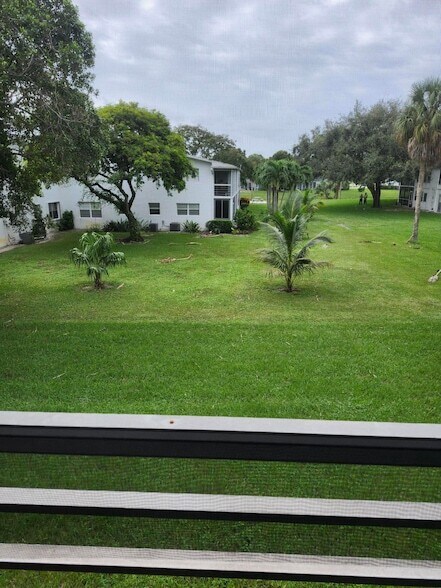 Building Photo - 272 Tilford M