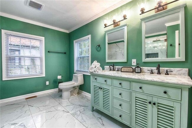 Photo - 1225 Graymont Drive SW Unit House