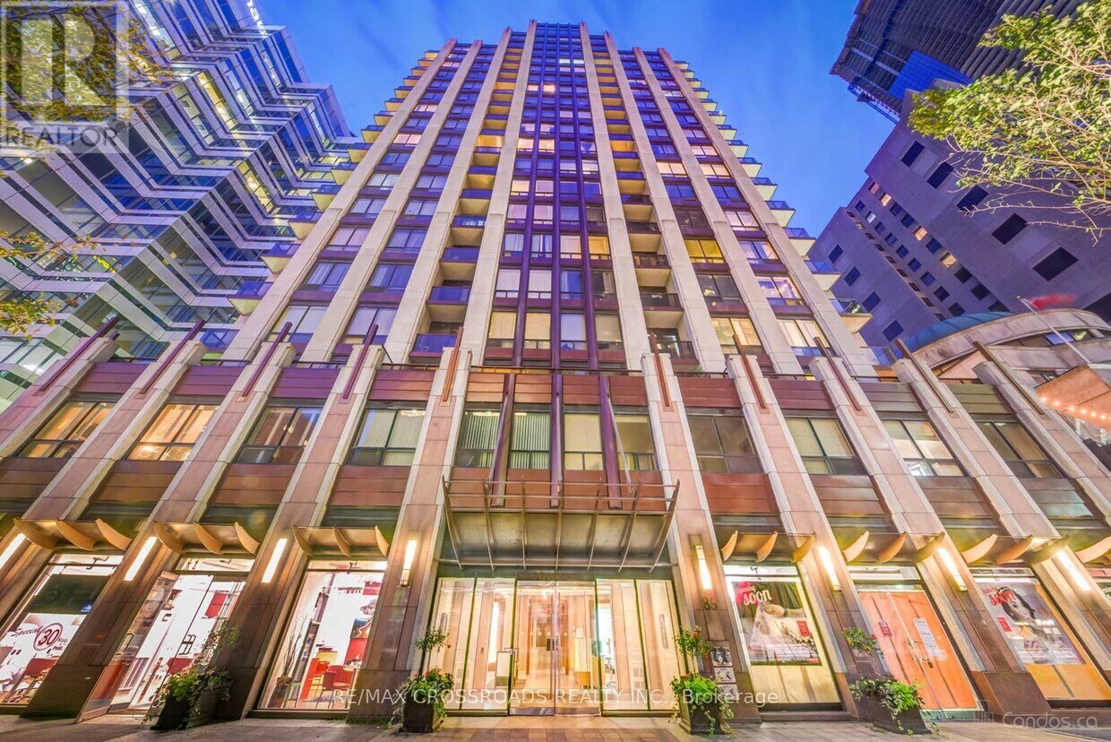 Photo principale - 85-1185 Bloor St E