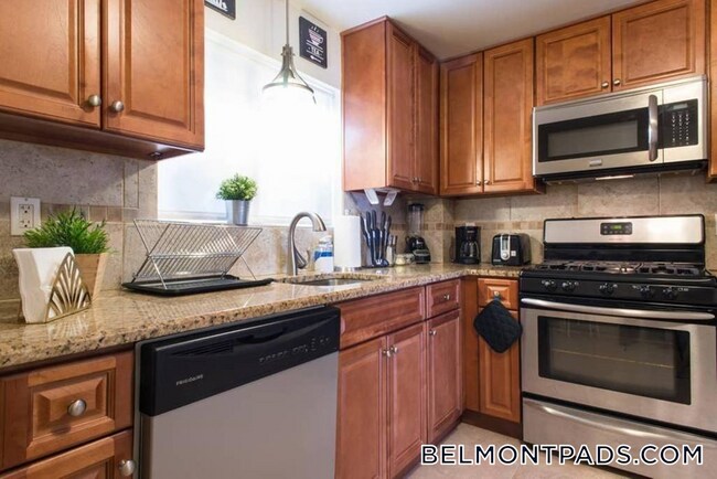 Foto del edificio - 17 Oxford Cir