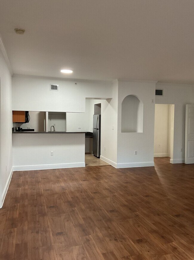 Foto del edificio - Great Location, Great Savings! Up to $2,000 Move-In Incentive + No Utility Connection Fee