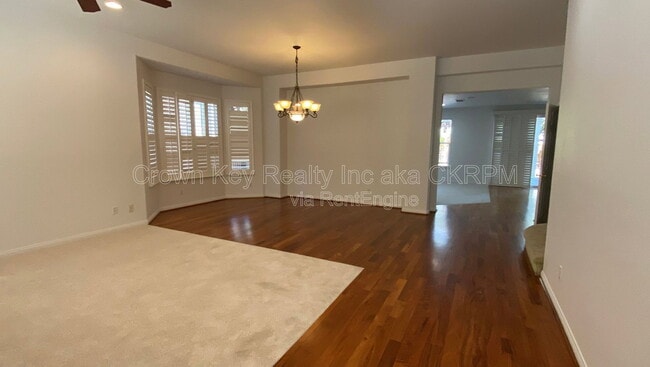 Building Photo - 1030 Eastlake Cir