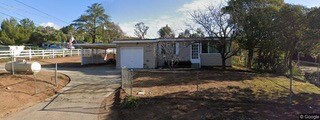 Building Photo - 10707 Oak Creek Dr
