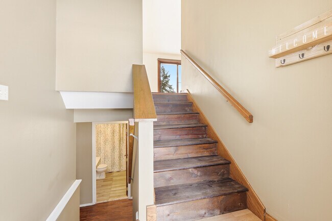 Foto del edificio - 809 W Ridgeview Dr