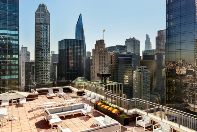 Foto del edificio - 225 W 56th St