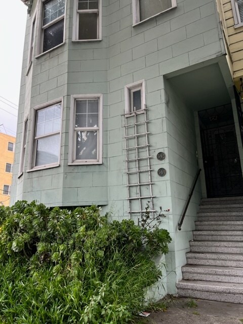 Foto del edificio - 544 Oak St