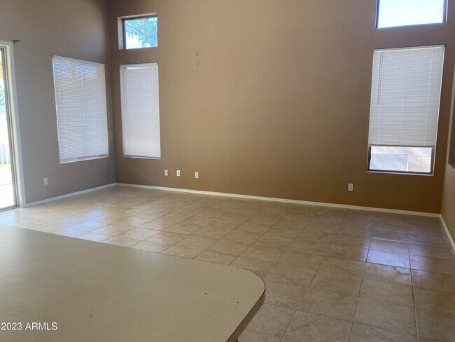 Building Photo - 9481 W Runion Dr