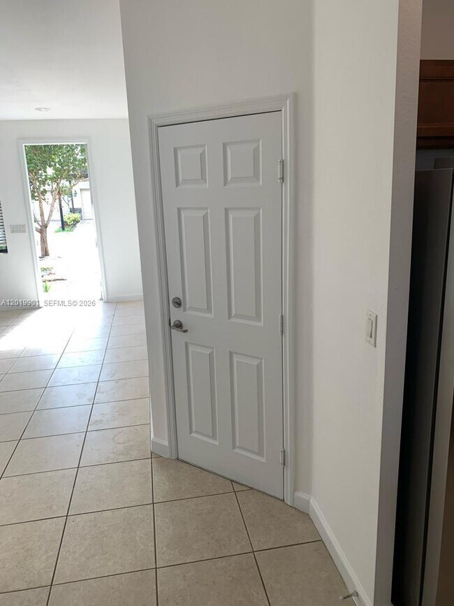 Foto del edificio - 9333 W 34th Ct