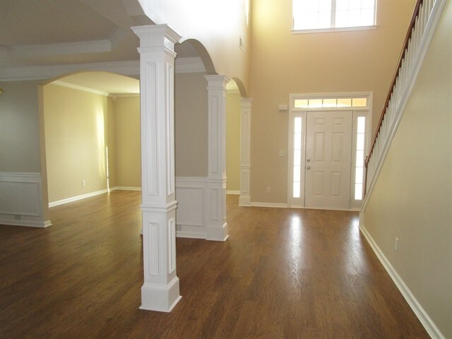 Foto del edificio - 298 Jarrod Oaks Ct