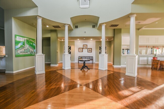 Foto del edificio - 7270 Westpointe Blvd