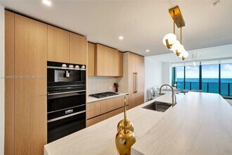 Building Photo - 900 N Ocean Blvd