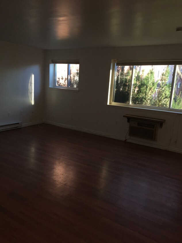 Foto principal - 18 Bell Ct
