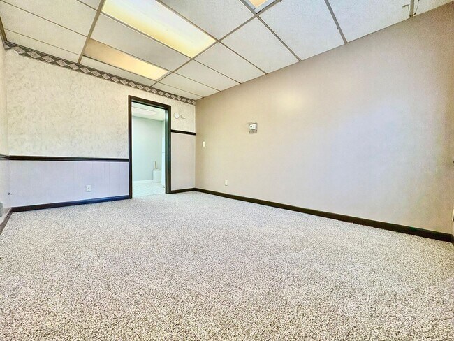 Foto del edificio - 2621 S Michigan St