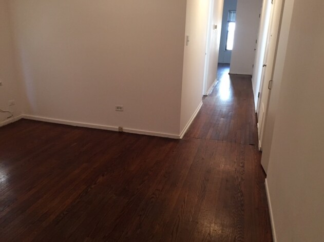 Foto del edificio - 3452 N Elaine Pl