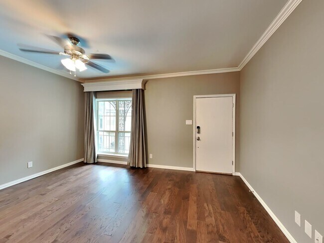 Foto del edificio - Captivating Condo in the Royale Orleans Ea...