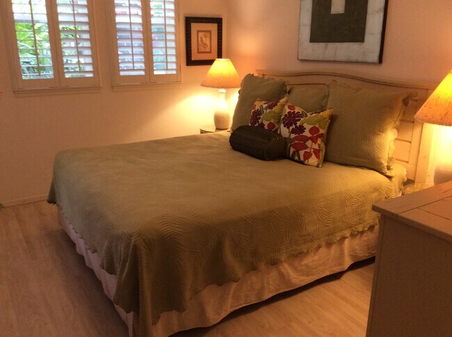Master BR - 92-1212 Olani St