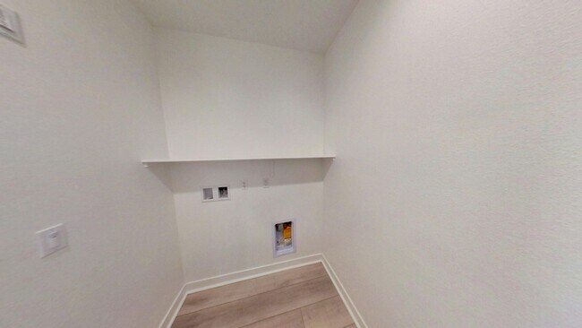 Foto del edificio - 1627 Vlg Grn Wy